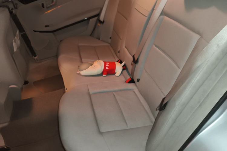 Used Mercedes-Benz E-Class 2013 E 260 L CGI Elegant Model Left Rear Seat