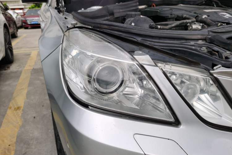 Used Mercedes-Benz E-Class 2013 E 260 L CGI Stylish Model Right Front Headlight