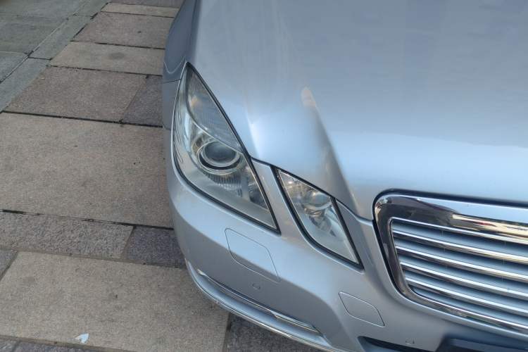 Used Mercedes-Benz E-Class 2013 E 260 L CGI Stylish Model Right Front Headlight