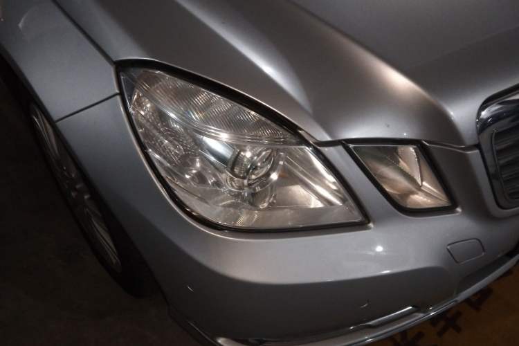 Used Mercedes-Benz E-Class 2013 E 260 L CGI Elegant Model Right Front Headlight