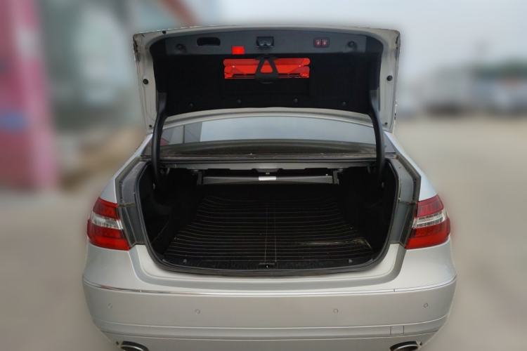 Used Mercedes-Benz E-Class 2013 E 300 L Stylish Model Trunk