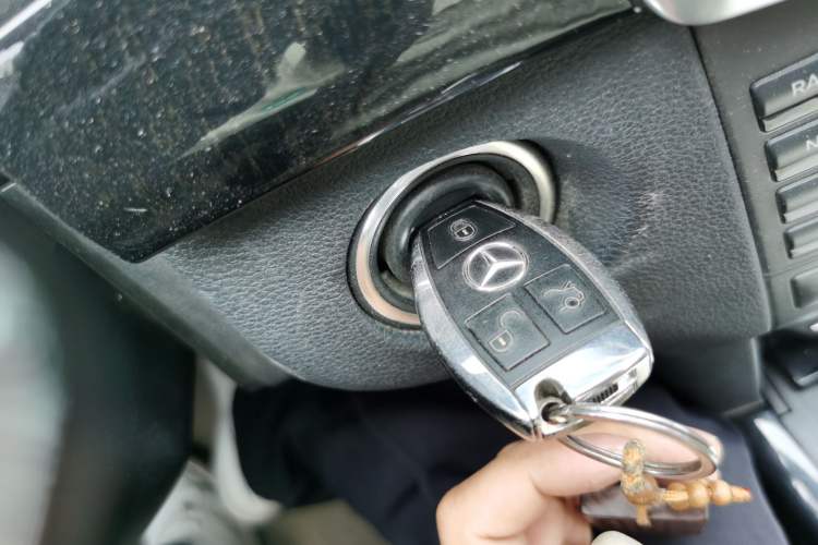 Used Mercedes-Benz E-Class 2013 E 260 L CGI Stylish Model Vehicle Key
