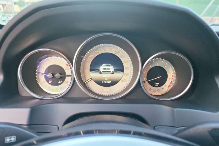 Used Mercedes-Benz E-Class  Instrument Cluster