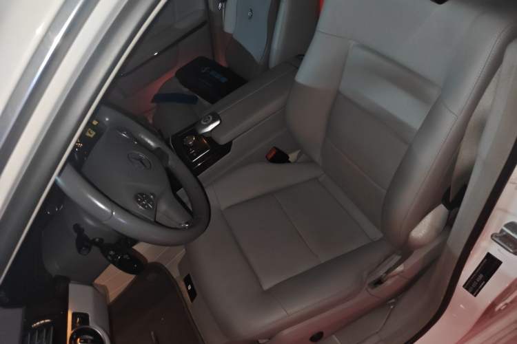 Used Mercedes-Benz E-Class 2013 E 260 L CGI Elegant Model Left Front Seat