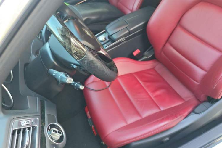 Used Mercedes-Benz E-Class  Left Front Seat