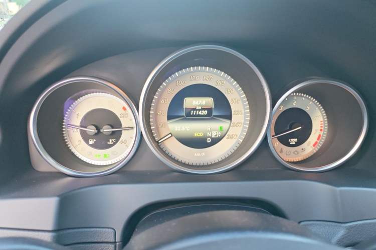 Used Mercedes-Benz E-Class  Odometer Close Up
