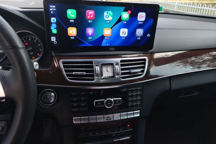 Used Mercedes-Benz E-Class 2014 E 300 L Audio And AC Panel