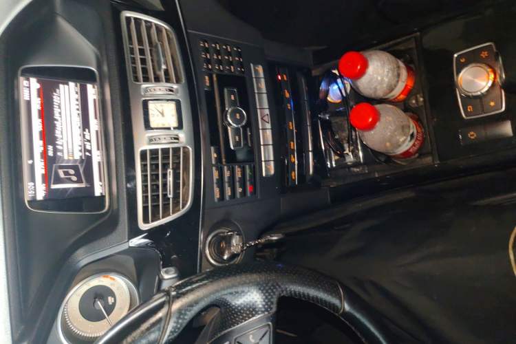 Used Mercedes-Benz E-Class 2014 E 300 L Sport Edition Audio And AC Panel