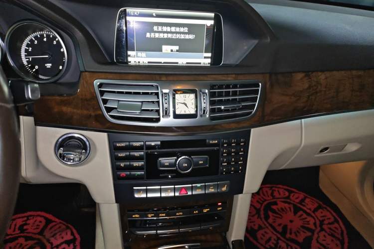 Used Mercedes-Benz E-Class 2014 E 260 L Luxury Model Audio And AC Panel
