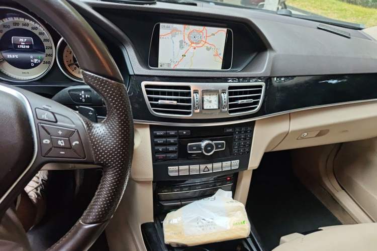 Used Mercedes-Benz E-Class 2014 E 300 L Sport Edition Audio And AC Panel