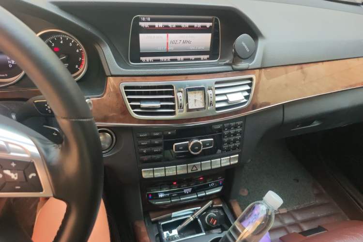 Used Mercedes-Benz E-Class 2014 E 300 L Audio And AC Panel