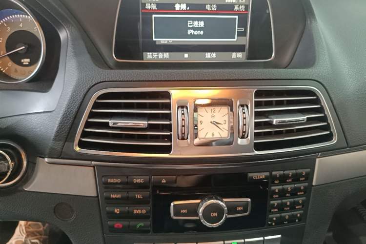 Used Mercedes-Benz E-Class 2014 E 200 Coupe Audio And AC Panel