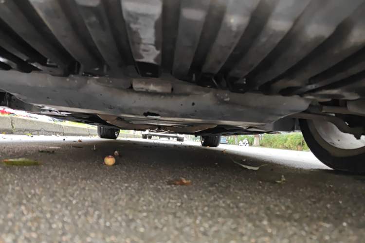 Used Mercedes-Benz E-Class 2014 E 400 L Hybrid Chassis Front
