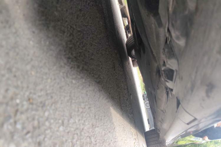 Used Mercedes-Benz E-Class 2014 E 300 L Sport Edition Chassis Front Left