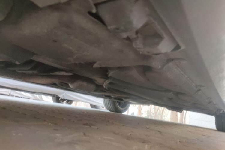 Used Mercedes-Benz E-Class 2014 E 260 L Luxury Model Chassis Front Left
