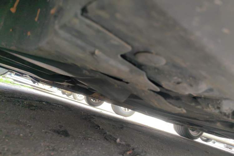 Used Mercedes-Benz E-Class 2014 Restyled E 260 L Sport Edition Chassis Front Left