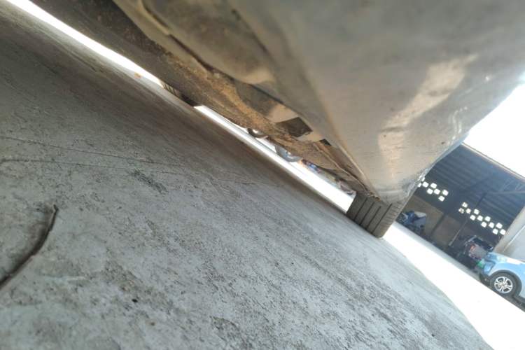 Used Mercedes-Benz E-Class 2014 E 260 L Luxury Model Chassis Front Left