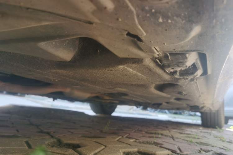 Used Mercedes-Benz E-Class 2014 E 260 L Sport Edition Chassis Front Left