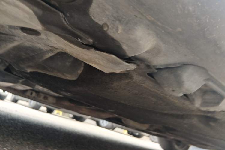 Used Mercedes-Benz E-Class 2014 E 260 L Sport Edition Chassis Front Left