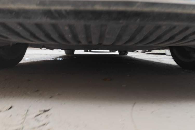 Used Mercedes-Benz E-Class 2014 Restyled E 260 L Sport Edition Chassis Front