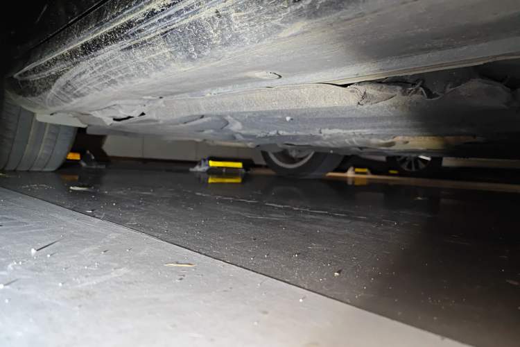 Used Mercedes-Benz E-Class 2014 Restyled E 260 L Sport Edition Chassis Front Right
