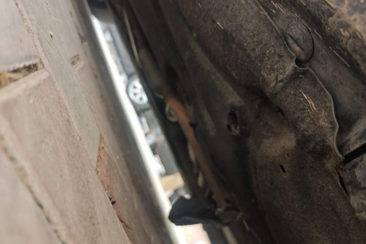 Used Mercedes-Benz E-Class 2014 E 260 L Sport Edition Chassis Front Right