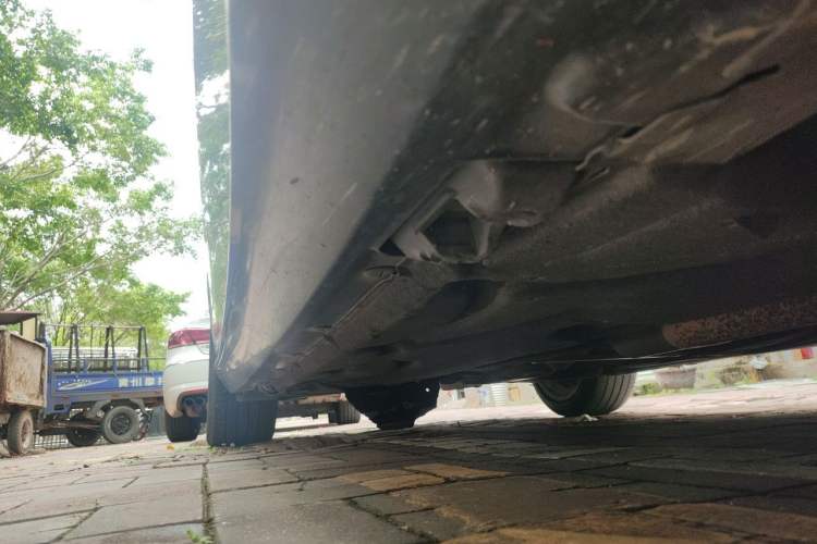 Used Mercedes-Benz E-Class 2014 E 260 L Luxury Model Chassis Front Right