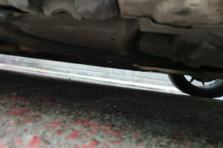 Used Mercedes-Benz E-Class 2014 E 260 L Sport Edition Chassis Front Right