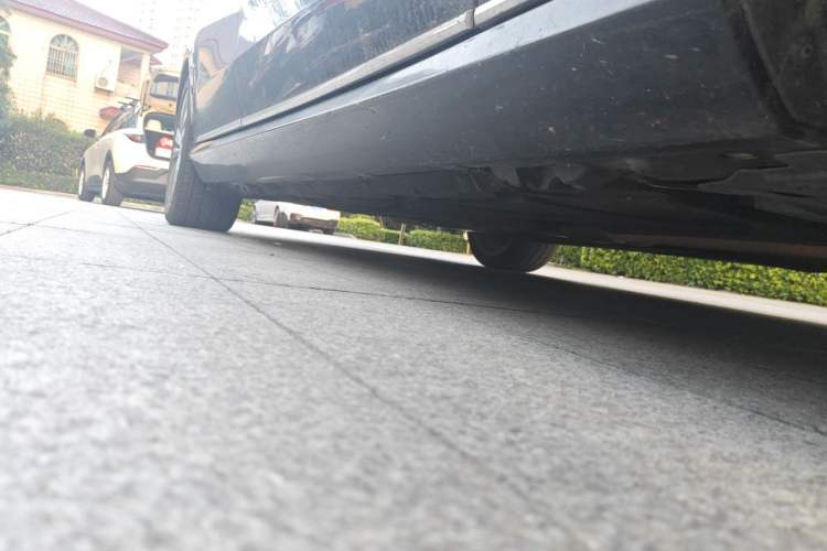 Used Mercedes-Benz E-Class 2014 E 260 L Sport Edition Chassis Front Right