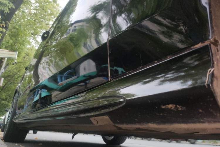 Used Mercedes-Benz E-Class 2014 E 300 L Sport Edition Chassis Front Right