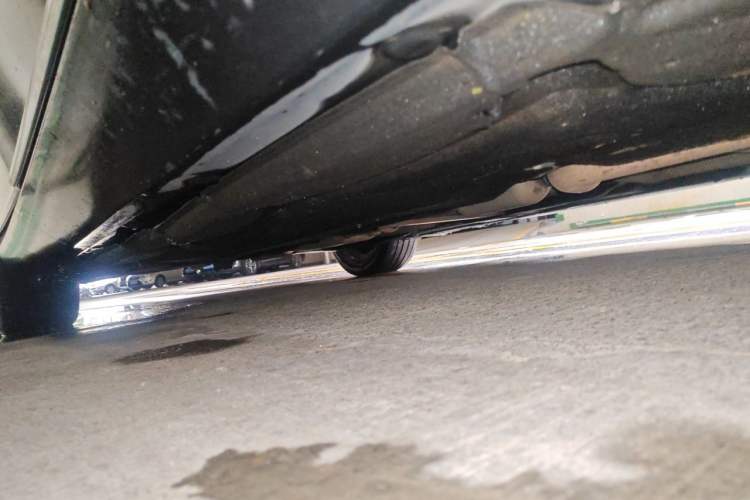 Used Mercedes-Benz E-Class 2014 E 260 L Chassis Front Right