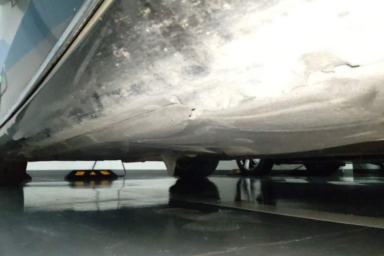 Used Mercedes-Benz E-Class 2014 E 260 L Sport Edition Chassis Front Right
