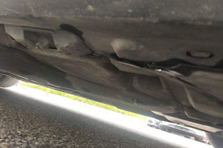 Used Mercedes-Benz E-Class 2014 E 260 L Sport Edition Chassis Front Right