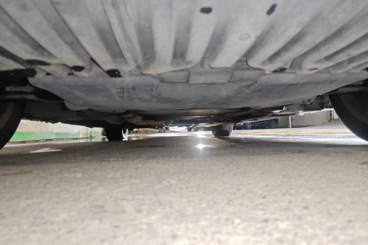 Used Mercedes-Benz E-Class 2014 E 260 L Chassis Front
