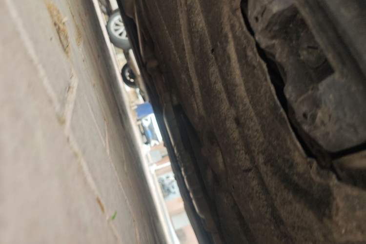 Used Mercedes-Benz E-Class 2014 E 260 L Sport Edition Chassis Rear Left