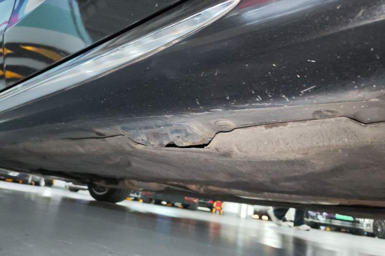 Used Mercedes-Benz E-Class 2014 Restyled E 260 L Sport Edition Chassis Rear Left