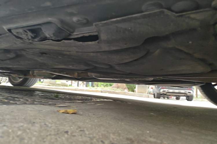 Used Mercedes-Benz E-Class 2014 E 260 L Chassis Rear Left