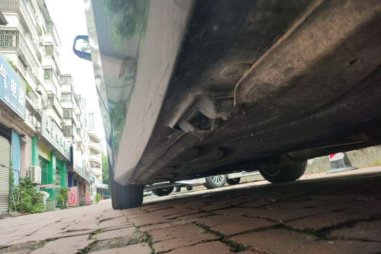 Used Mercedes-Benz E-Class 2014 E 260 L Luxury Model Chassis Rear Left