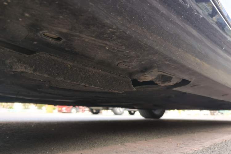Used Mercedes-Benz E-Class 2014 E 300 L Chassis Rear Right
