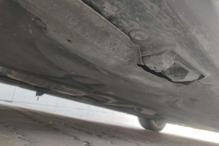 Used Mercedes-Benz E-Class 2014 E 260 L Luxury Model Chassis Rear Right