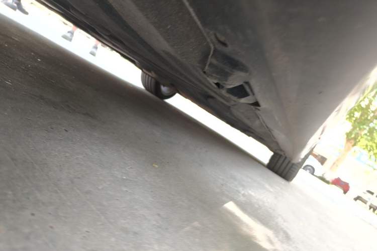 Used Mercedes-Benz E-Class 2014 E 300 L Sport Edition Chassis Rear Right