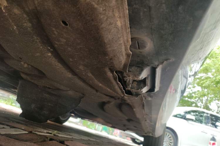 Used Mercedes-Benz E-Class 2014 E 260 L Luxury Model Chassis Rear Right