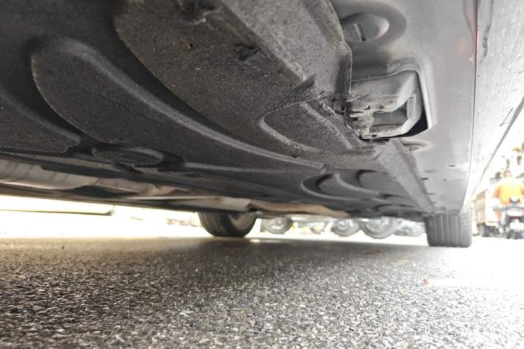 Used Mercedes-Benz E-Class 2014 Restyled E 260 L Sport Edition Chassis Rear Right