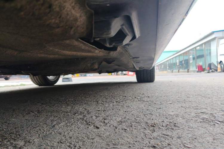 Used Mercedes-Benz E-Class 2014 Restyled E 300 L Sport Edition Chassis Rear Right