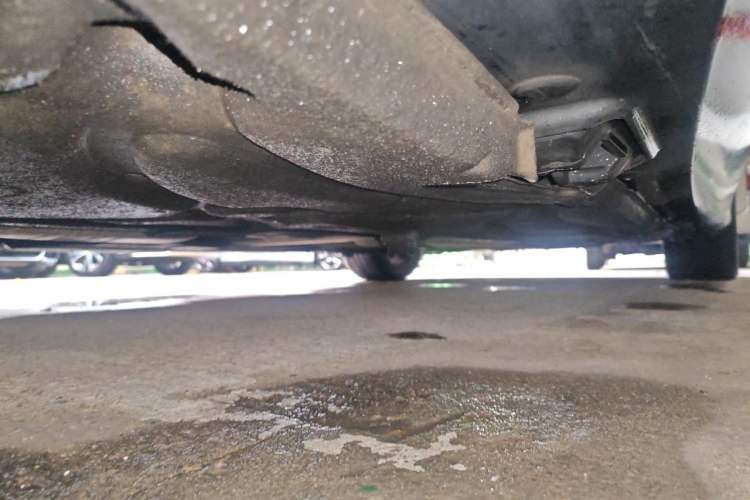 Used Mercedes-Benz E-Class 2014 E 260 L Chassis Rear Right