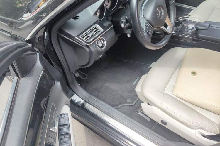 Used Mercedes-Benz E-Class 2014 E 300 L Sport Edition Driver Seat