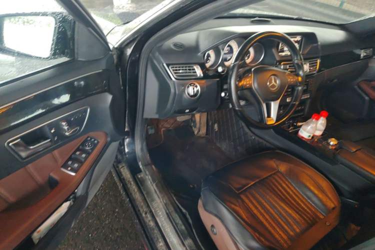 Used Mercedes-Benz E-Class 2014 E 300 L Sport Edition Driver Seat