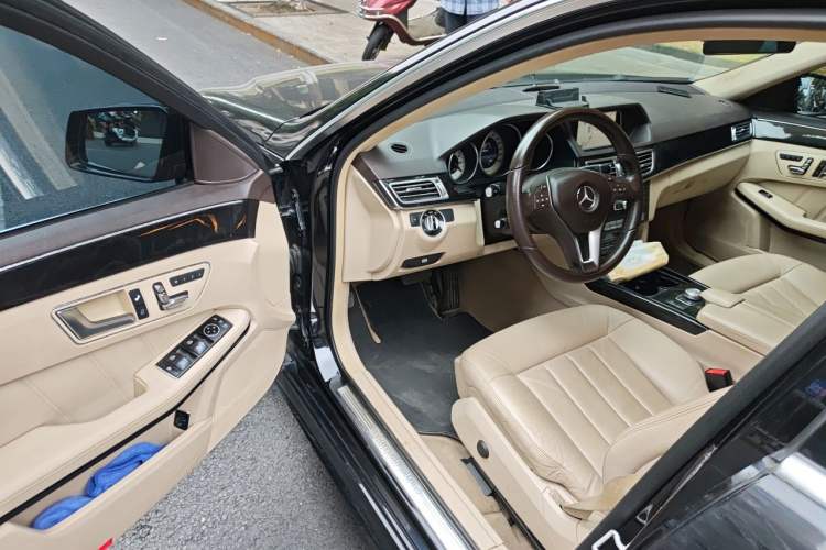 Used Mercedes-Benz E-Class 2014 E 300 L Sport Edition Driver Seat