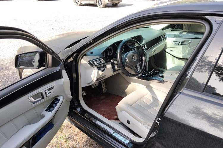Used Mercedes-Benz E-Class 2014 E 260 L Sport Luxury Model Driver Seat