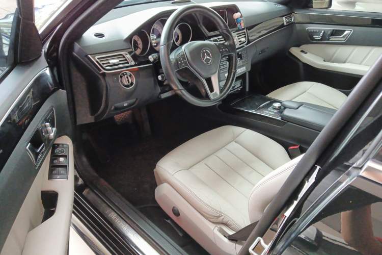 Used Mercedes-Benz E-Class 2014 Restyled E 300 L Sport Edition Driver Seat